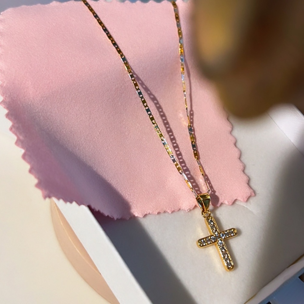 Cross necklace